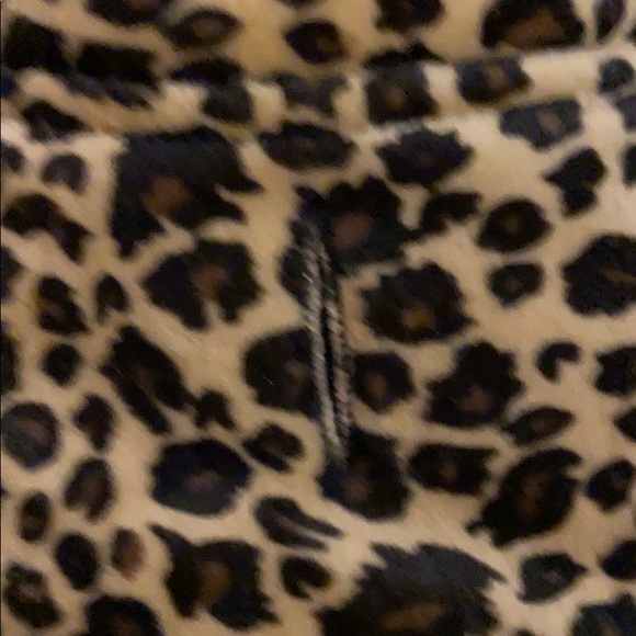 Leopard Dog Jacket 🐆 🐶 - Picture 4 of 4